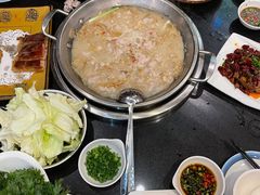-老来福·非遗酸汤兔(凯旋路店)