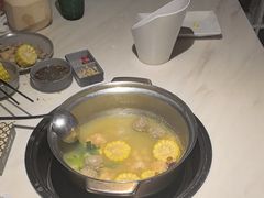 -喃喃椰·糟粕醋·椰子鸡火锅(七堡花园店)