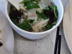-上海虹桥中心爱琴海亚朵S酒店