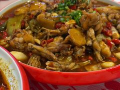 -老闵田螺馆·南昌市井菜·特色小吃(总店)