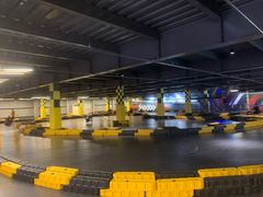 -极限PLAY运动娱乐新世界·团建派对潮玩休闲馆·室内蹦极高空游乐园