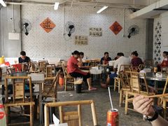 大堂-咏勝锑锅麻辣烫(净居寺路总店)