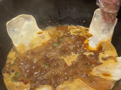 -挂旗柴锅鸡(蚌山区嘉年华店)