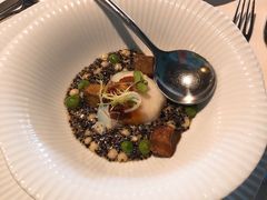 61.5°低温慢煮温泉蛋配鹅肝粒-领仕扒房(长春店)
