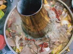 -撒拉人家.酸菜牦牛肉火锅