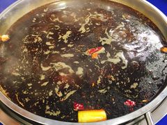 微辣锅底-马路边边·成都串串(翠柏路店)