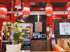 -鲁员外地锅鸡地锅鱼(龙湖江东天街店)