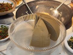 -陈大锅·岳阳鱼馆·地道岳阳菜(美食街店)