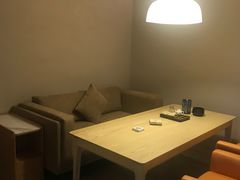 -茗知道茶馆(世博源店)