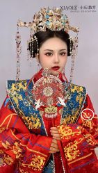 -小乐化妆美甲半永久培训学校