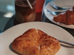 吞拿鱼包-RWORK·COFFEE(滨江店)