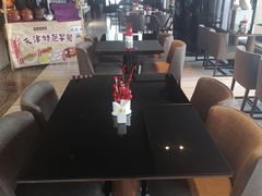 -唐拉雅秀酒店-西锦汇空中BBQ·思创餐厅