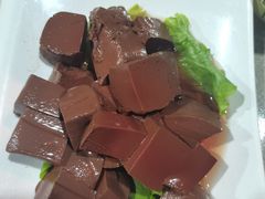 -墨脱石锅椰子鸡•香草鸭•东山羊(大东海店)