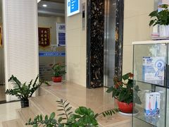 -华齿口腔·矫正种植中心(松江环城路店)