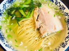 枫镇肉面-裕兴记·三虾面(西北街总店)