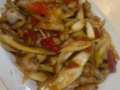 鱼香肉丝-付掌柜在成都·热炒砂锅集(金禾店)