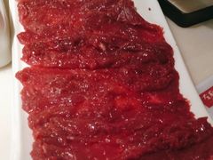 鲜牛肉-左庭右院鲜牛肉火锅(浦江欢乐颂店)