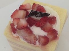 -焙丽拾光(麦凯乐直营店)