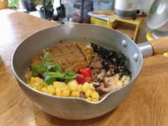 冬阴功拌面-About Bistro關於·泰式家庭料理