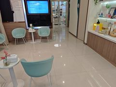-维乐口腔(美维云门诊陆家嘴店)