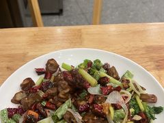 -雷祖芳老妈蹄花店