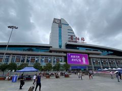 -野山舂·贵州现舂酸汤火锅(鸿通城店)