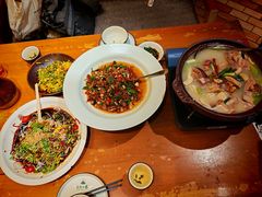佤王佐料牛肉-老滇山寨•云南特色菜•地方菜•民族风情歌舞表演(金碧店)