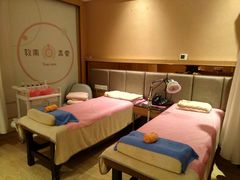 -臻儿屿月子会所(茶山店)