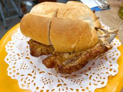 豬扒包-喜莲咖啡