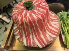-洪氏嗨捞·广东猪肚鸡·椰子鸡火锅(西咸万象城店)