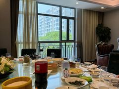 -金时代顺风大酒店(临港百联店)