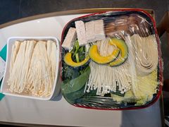 -润园四季椰子鸡火锅(南山海岸城店)