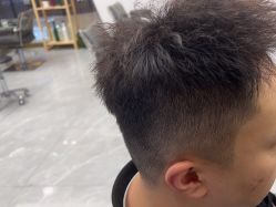 -丝念美发·专注烫染