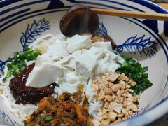 -蜗牛小馆醉乡民谣云南菜(惠新西里店)