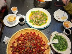 -万重锦·人文川菜馆(骡马市店)