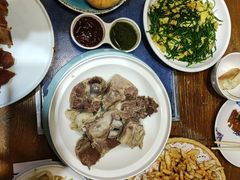-蒙亨·手把肉·蒙古包文化主题餐厅(天恒广场店)