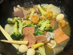 -万记麻辣烫国展总店