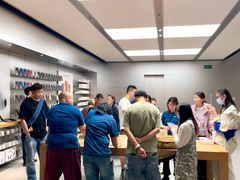 -Apple零售店(华贸购物中心店)