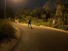 -鬼笑石后山停车场