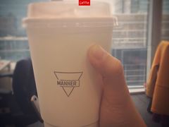 拿鐵-Manner Coffee(芮欧百货店)