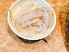 -丽虹云南过桥米线(兴工街店)