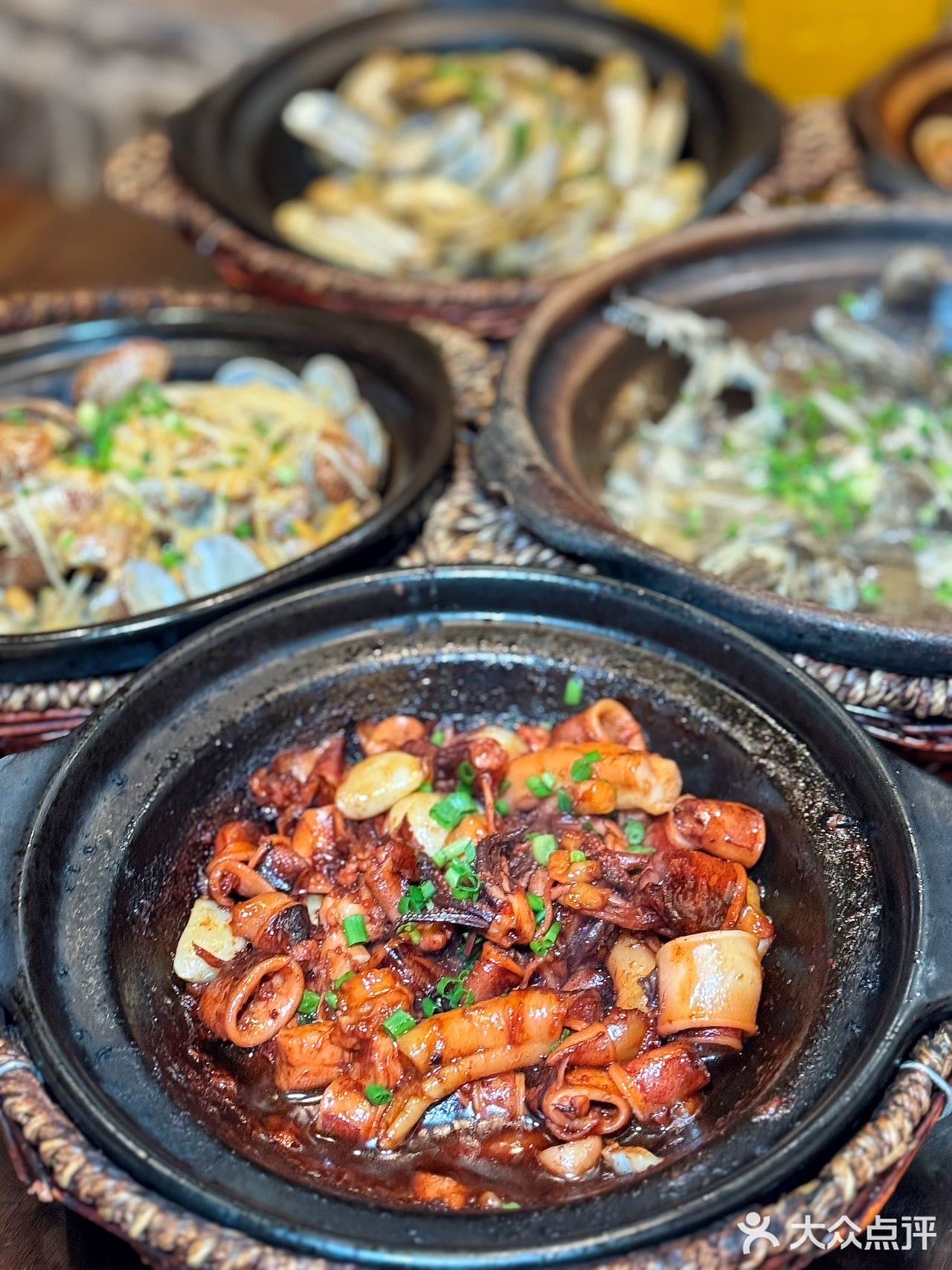 为了这口砂锅焗海鲜又来翔殷路了