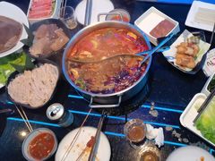 -唯爱KTV聚会餐厅(仙林东城汇店)