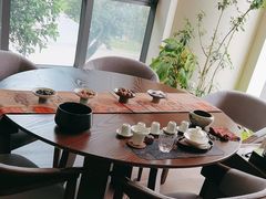-华致酒行(沈砖公路店)