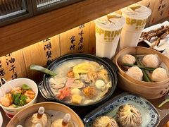 -馋三尺蟹粉小笼(人民广场店)