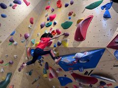-Upper Climbing Gym 攀岩(华侨城店)