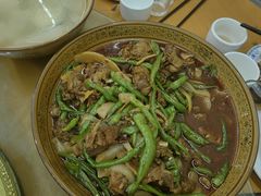 -一品红烧鸭特色川菜(三岔湖店)