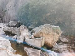 -鄣山大峡谷
