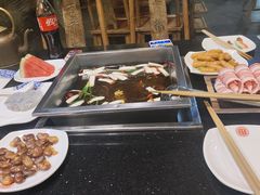 -百年川椒重庆老火锅(光谷店)