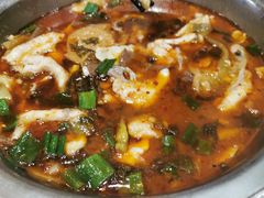 -金良酸菜鱼(宁海路总店)